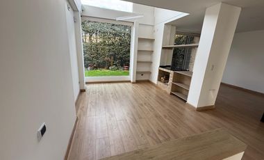 HERMOSA CASA EN ARRENDAMIENTO CHIA ARUNA A1550