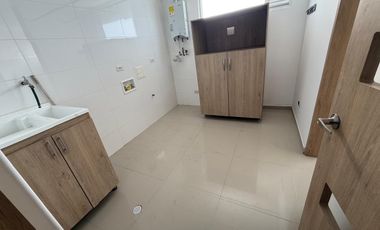 HERMOSA CASA EN ARRENDAMIENTO CHIA ARUNA A1550