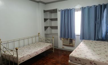 2BR Condo for Rent in Salcedo Village Makati