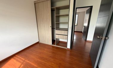 CASA EN ARRENDAMIENTO CHIA VEREDA TIQUIZA A1549