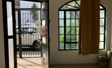 CASA EN RENTA EN EL TAPATIO