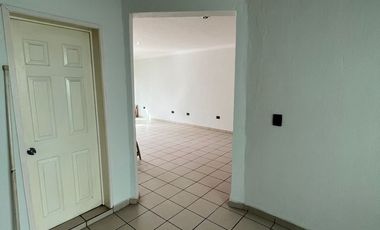 CASA EN RENTA EN EL TAPATIO