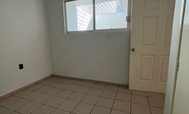 CASA EN RENTA EN EL TAPATIO