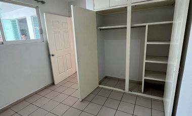 CASA EN RENTA EN EL TAPATIO