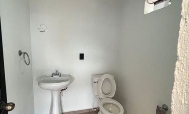 CASA EN RENTA EN EL TAPATIO