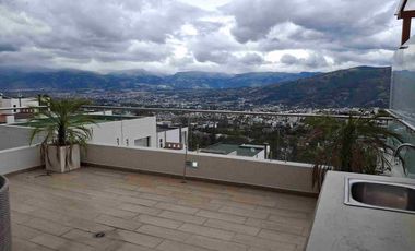 Departamento de lujo amoblado 3 habitaciones 310m2 renta Sector Miravalle Cumbaya
