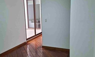Departamento de lujo amoblado 3 habitaciones 310m2 renta Sector Miravalle Cumbaya