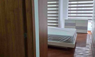 Departamento de lujo amoblado 3 habitaciones 310m2 renta Sector Miravalle Cumbaya