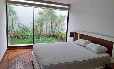 Departamento de lujo amoblado 3 habitaciones 310m2 renta Sector Miravalle Cumbaya