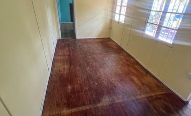 Casa En Venta + Depto Interior, 225 M² Terreno, La Granja