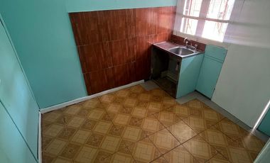 Casa En Venta + Depto Interior, 225 M² Terreno, La Granja