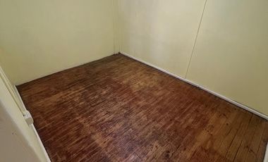 Casa En Venta + Depto Interior, 225 M² Terreno, La Granja