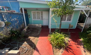 Casa En Venta + Depto Interior, 225 M² Terreno, La Granja