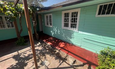 Casa En Venta + Depto Interior, 225 M² Terreno, La Granja