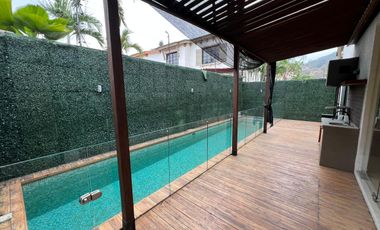 Casa Grande Terra Nostra con 4 Habitaciones Piscina en Venta, Vía a La Costa