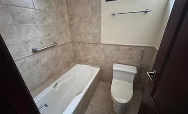 Casa Grande Terra Nostra con 4 Habitaciones Piscina en Venta, Vía a La Costa