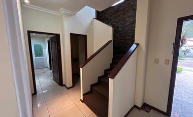 Casa Grande Terra Nostra con 4 Habitaciones Piscina en Venta, Vía a La Costa