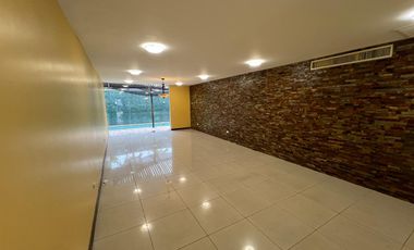 Casa Grande Terra Nostra con 4 Habitaciones Piscina en Venta, Vía a La Costa