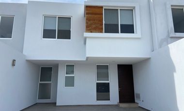 CASA EN RENTA EN VILLATERI AL NORTE DE AGUASCALIENTES