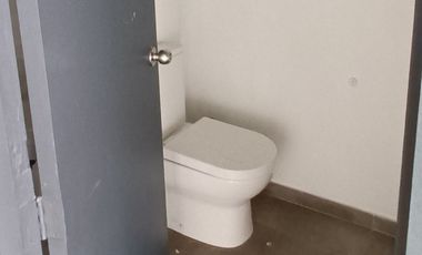 ARRIENDO Local Comercial de 56,86 m2, sector Metro Escuela Militar