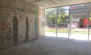 ARRIENDO Local Comercial de 56,86 m2, sector Metro Escuela Militar