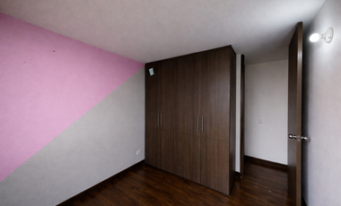 Apartamento dúplex en venta en Madrid Cundinamarca | 95 m² | 3 habitaciones y parqueadero propio