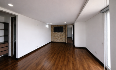 Apartamento dúplex en venta en Madrid Cundinamarca | 95 m² | 3 habitaciones y parqueadero propio