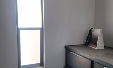 RENTA DE CASA CON COCINA EQUIPA EN LA GAVIA RESIDENCIAL