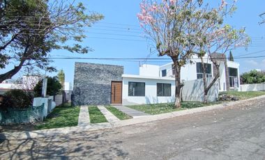 CASA EN VENTA EN FRACCIONAMIENTO LOMAS DE COCOYOC MORELOS