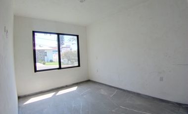 CASA EN VENTA EN FRACCIONAMIENTO LOMAS DE COCOYOC MORELOS