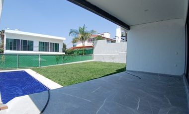 CASA EN VENTA EN FRACCIONAMIENTO LOMAS DE COCOYOC MORELOS