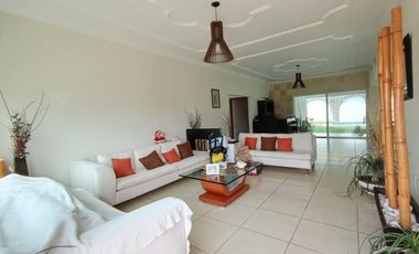 CASA EN VENTA EN FRACCIONAMIENTO LOMAS DE COCOYOC MORELOS