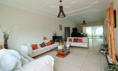 CASA EN VENTA EN FRACCIONAMIENTO LOMAS DE COCOYOC MORELOS