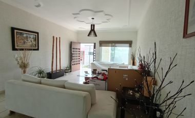 CASA EN VENTA EN FRACCIONAMIENTO LOMAS DE COCOYOC MORELOS