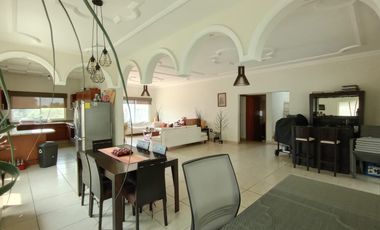 CASA EN VENTA EN FRACCIONAMIENTO LOMAS DE COCOYOC MORELOS