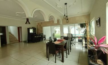 CASA EN VENTA EN FRACCIONAMIENTO LOMAS DE COCOYOC MORELOS