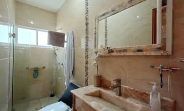 CASA EN VENTA EN FRACCIONAMIENTO LOMAS DE COCOYOC MORELOS