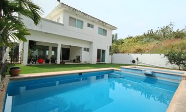 CASA EN VENTA EN FRACCIONAMIENTO LOMAS DE COCOYOC MORELOS