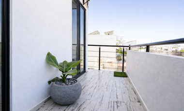 Casa de 3 Niveles en Puerto Vallarta / Mojoneras - Espacio, comodidad y plusvalía