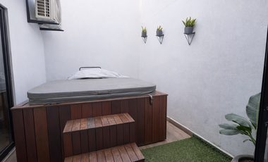 Casa de 3 Niveles en Puerto Vallarta / Mojoneras - Espacio, comodidad y plusvalía