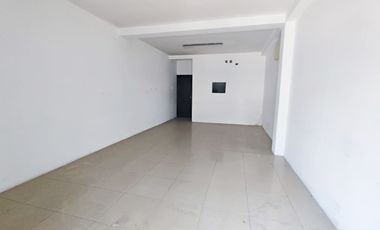Venta Edificio Rentero con Locales Comerciales frente Universidad Estatal Guayaquil - L39