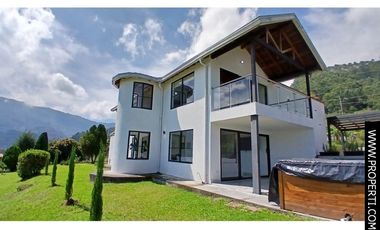 Casa en Arriendo Sector La Mina - Envigado