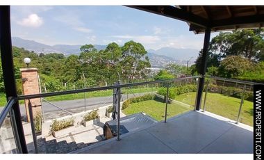 Casa en Arriendo Sector La Mina - Envigado