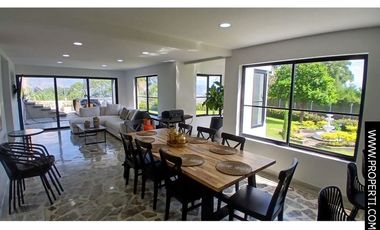 Casa en Arriendo Sector La Mina - Envigado