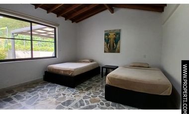 Casa en Arriendo Sector La Mina - Envigado