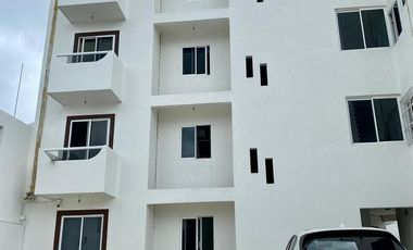 Departamento amueblado, climatizado, 3 recamaras, 2 baños, bi cochera, alberca.Col Vista Alegre