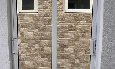 Departamento amueblado, climatizado, 3 recamaras, 2 baños, bi cochera, alberca.Col Vista Alegre