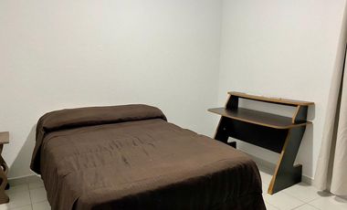 Departamento amueblado, climatizado, 3 recamaras, 2 baños, bi cochera, alberca.Col Vista Alegre