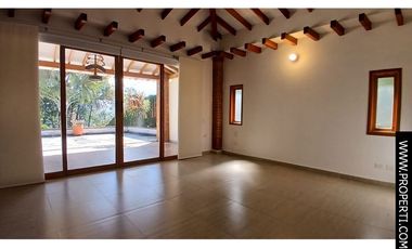 Casa en Arriendo Sector La Mina - Envigado