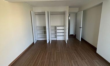 ALQUILER O VENTA HERMOSO DEPARTAMENTO CON VISTA PANORÁMICA, TOTALMENTE REMODELADO EN SAN ISIDRO LAS PALMERAS